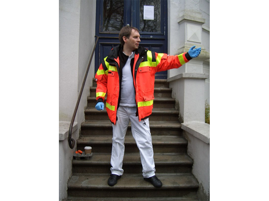 notarzt in lieber gemeinsam als einsam 2.jpg